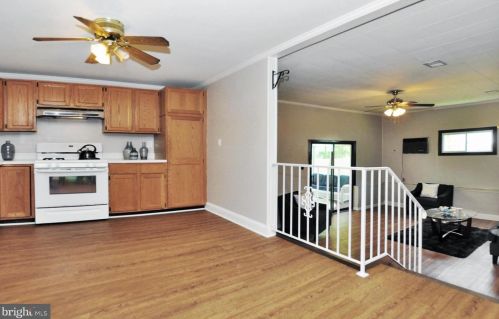 1002 Robin Rd, Silver Spring MD 20901-1872 exterior