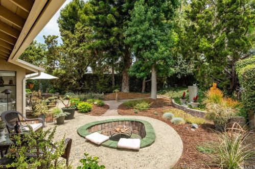 8 Dorchester, Irvine CA  92620-2614 exterior