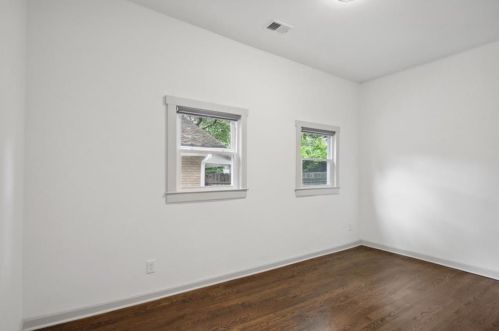 1366 Beatie Ave, Atlanta GA  30310-4306 exterior