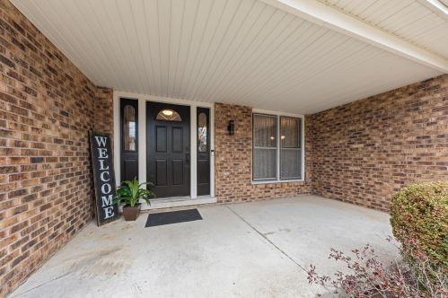 580 Briarwood Dr, Wheeling, IL 60090-5567