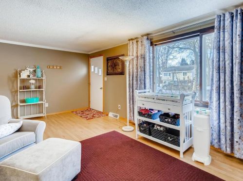 2296 14th Ave, Saint Paul MN  55109-2307 exterior