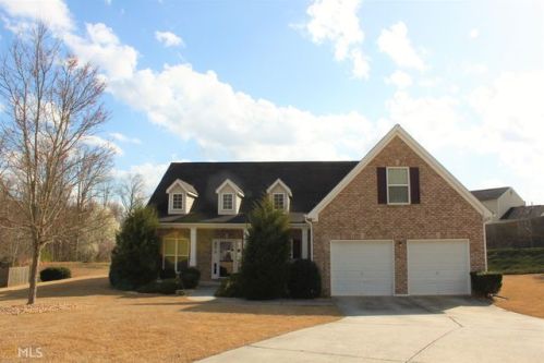 1102 Baltic Ct, Loganville, GA 30052-6740