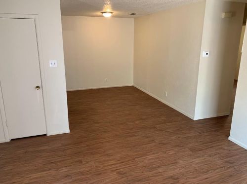 419 Live Oak St, Uhland TX  78640-9475 exterior