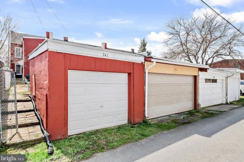 741 Marion St, Lancaster PA  17602-3114 exterior