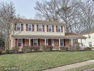 12010 William And Mary Cir, Woodbridge VA  22192-1613 exterior