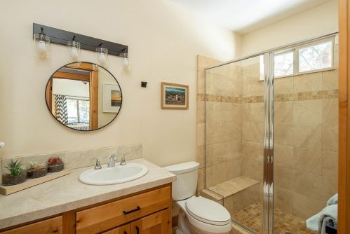 12755 Rainbow Dr, Truckee CA  96161-2645 exterior