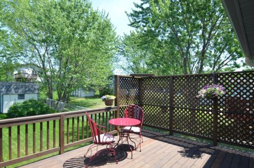 1663 Helena Rd, Saint Paul MN  55128-5524 exterior