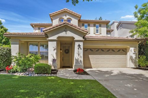 2451 Meridian Dr, Lodi, CA 95242-4790