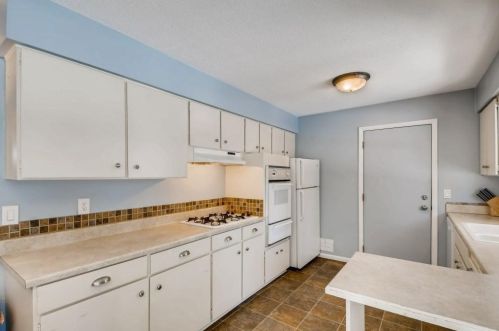 13843 Garrett Ave, Saint Paul MN  55124-8452 exterior