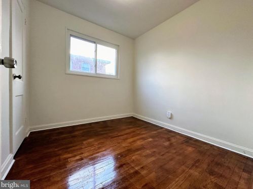 8455 12 Ave, Silver Spring MD 20903-3304 exterior