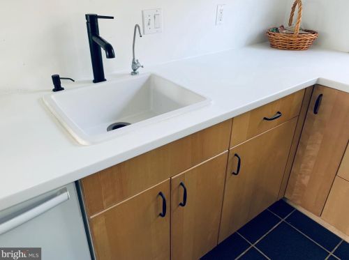 2233 Luzerne Ave, Silver Spring MD 20910-2135 exterior