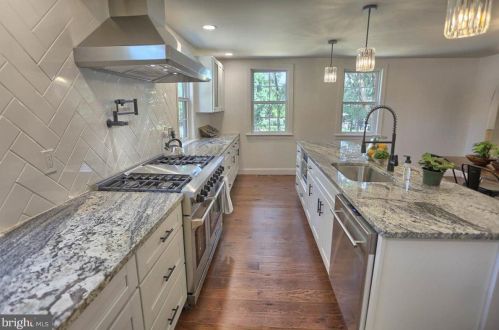 1604 Pine Rd, Carlisle PA  17015-9324 exterior