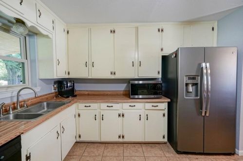 3524 Paramount St, Fort Worth TX  76117-3330 exterior