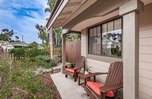 7948 Calle Madrid, Carlsbad, CA 92009-9302