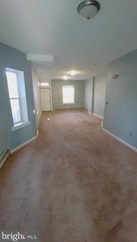 759 Stuyvesant Ave, Trenton NJ  08618-4105 exterior