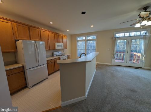 6656 Debra Lu Way, Springfield VA  22150-7821 exterior