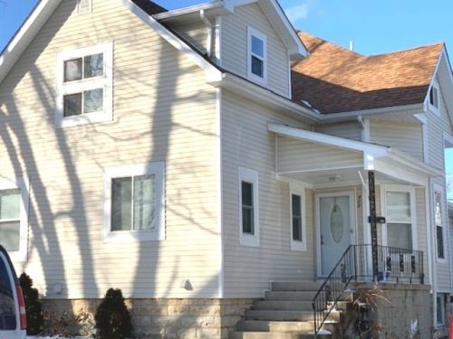 425 Prior St, Joliet, IL 60436-1621