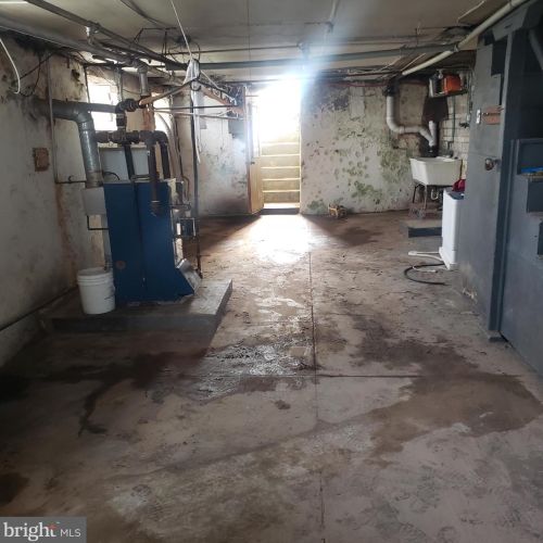 2650 61 St, Philadelphia PA 19142-3511 exterior