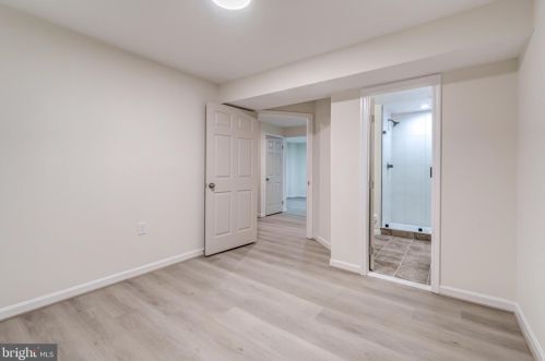 8527 Bauer Dr, Springfield VA  22152-2345 exterior