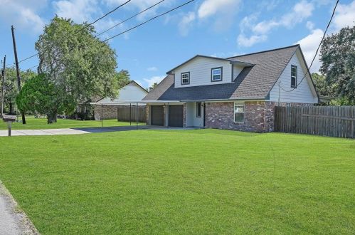 2113 Shirley Ln, Morgans Point, TX 77571-9241