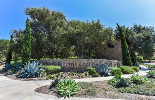 37 Blue Smt, Irvine CA  92603-0168 exterior