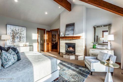 6050 Mtn Rnch Dr, Park City UT 84098-6177 exterior