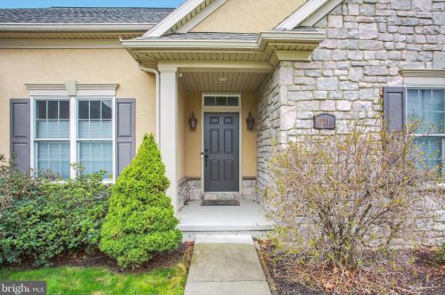 571 Cockley Rd, Harrisburg, PA 17111-3916