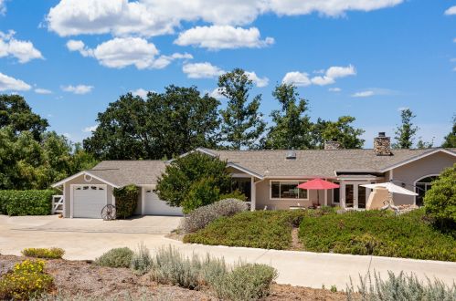 3072 Fancy Hill Ct, Santa Ynez, CA 93460-9572