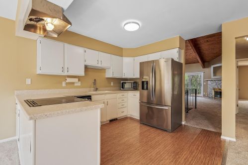 13735 Hemlock Ct, Saint Paul MN  55124-9581 exterior