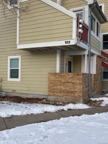 922 Dearborn Way, Aurora, CO 80012-3889
