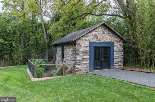 29 Cleveland Ln, Princeton NJ  08540-3049 exterior