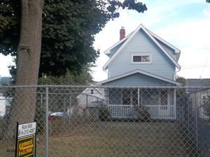 409 22nd Ave, Altoona, PA 16601-4144