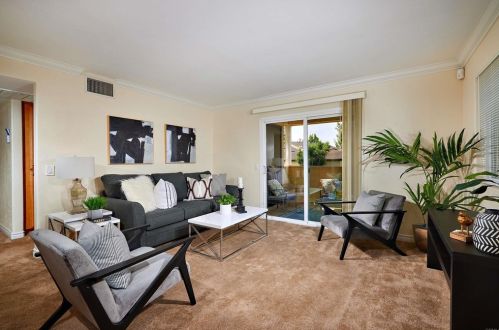 5062 Los Morros Way, Oceanside, CA 92057-3743
