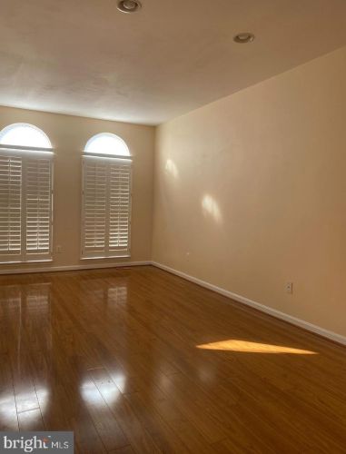 10161 Pale Rose Loop, Bristow, VA 20136-3059
