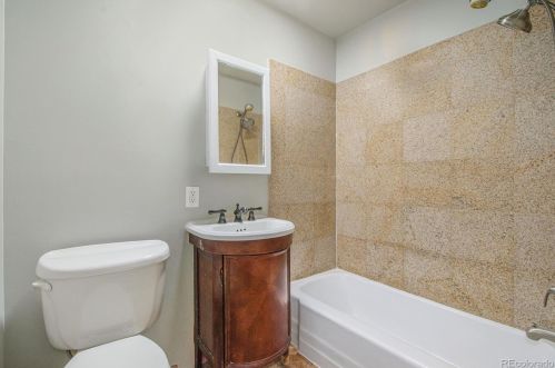 8307 Lehigh Dr, Denver CO  80237-1644 exterior