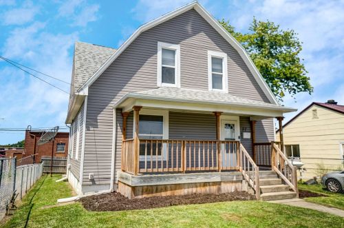 37 Snyder St, Springfield, OH 45504-2933