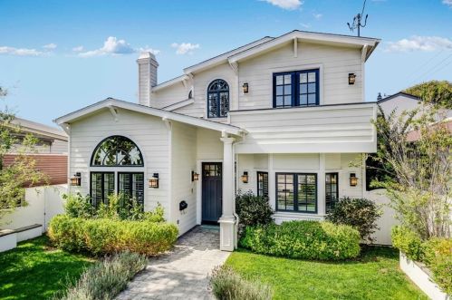 595 35th St, Manhattan Beach, CA 90266-3407