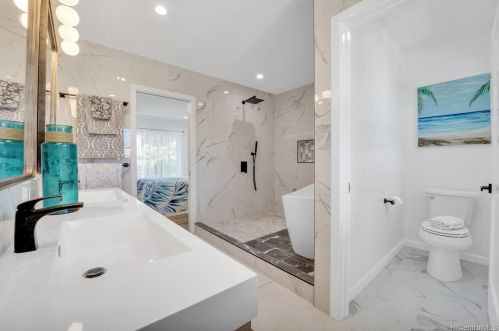 669 22nd Ave, Honolulu HI  96816-7012 exterior