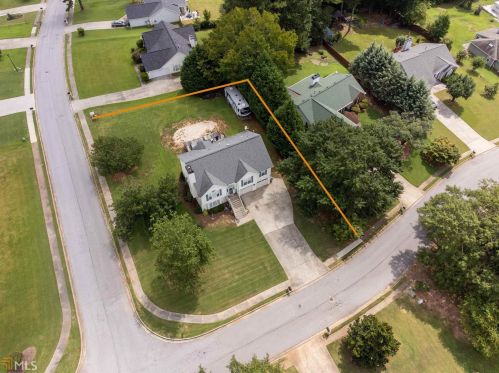 120 Northwind Dr, Stockbridge GA  30281-6214 exterior