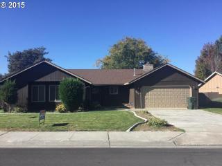 650 9th St, Hermiston OR  97838-2147 exterior