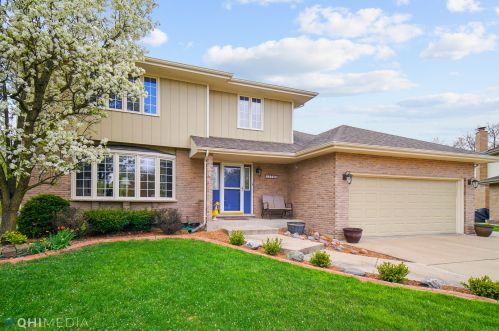 5238 Diane Ct, Oak Forest, IL 60452-2205
