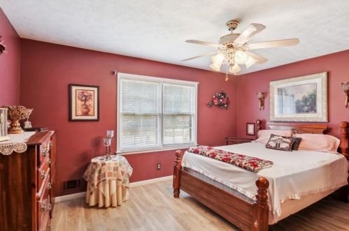 30 Country Rds Dr, Stockbridge GA  30281-1342 exterior