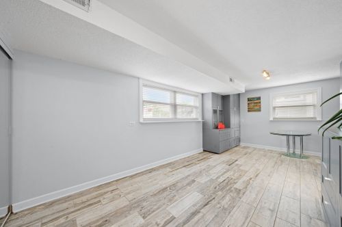 8830 Elmore St, Niles IL 60714-2413 exterior