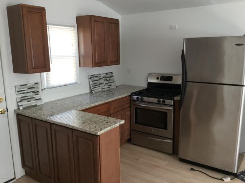 206 Nantucket Rd, Lacey, NJ 08731-5106