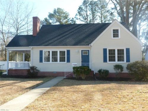 611 Pace St, Franklin, VA 23851-1905