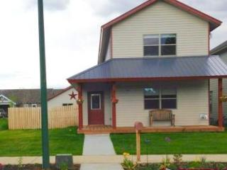 1108 Vulcan St, Gunnison, CO 81230-2548