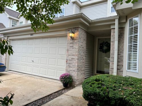 1664 Lexington Dr, Boulder Hill, IL 60538-3015