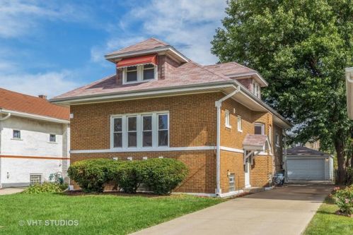 827 20th Ave, Broadview, IL 60153-1711