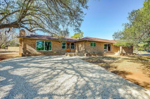 1501 Cedar St, Stephenville, TX 76401-8026