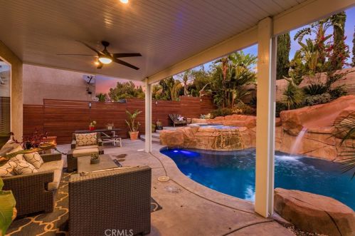 9564 Chandelle Way, Riverside CA  92508-6810 exterior